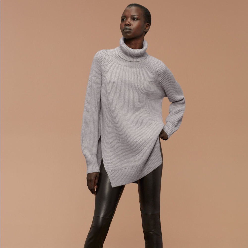[Aritzia] Wilfred Free Severin Sweater szM